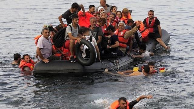 Imagen de archivo de refugiados en Lesbos.