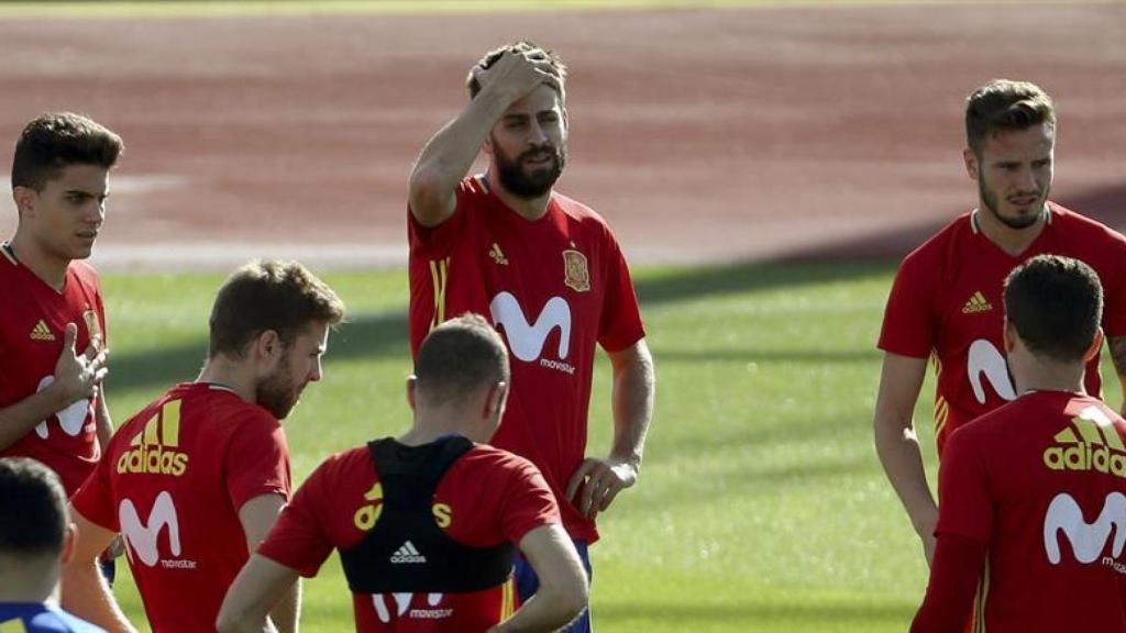 Piqué, durante el entrenamiento en la selección.