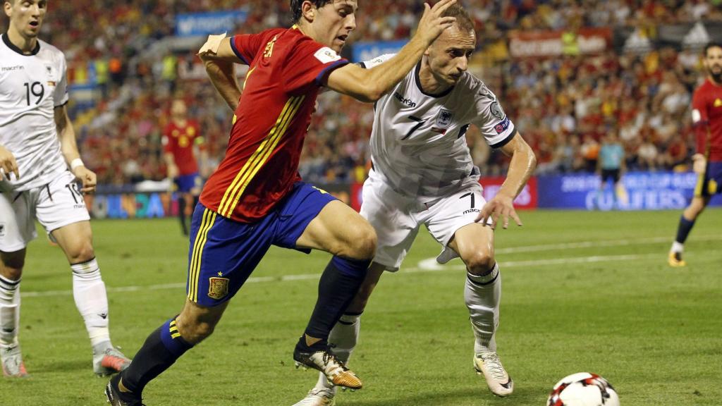 Álvaro Odriozola en el España - Albania.