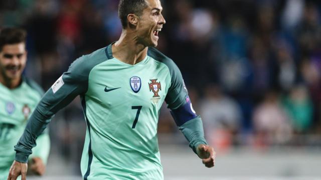 Cristiano Ronaldo celebra su gol en Andorra.