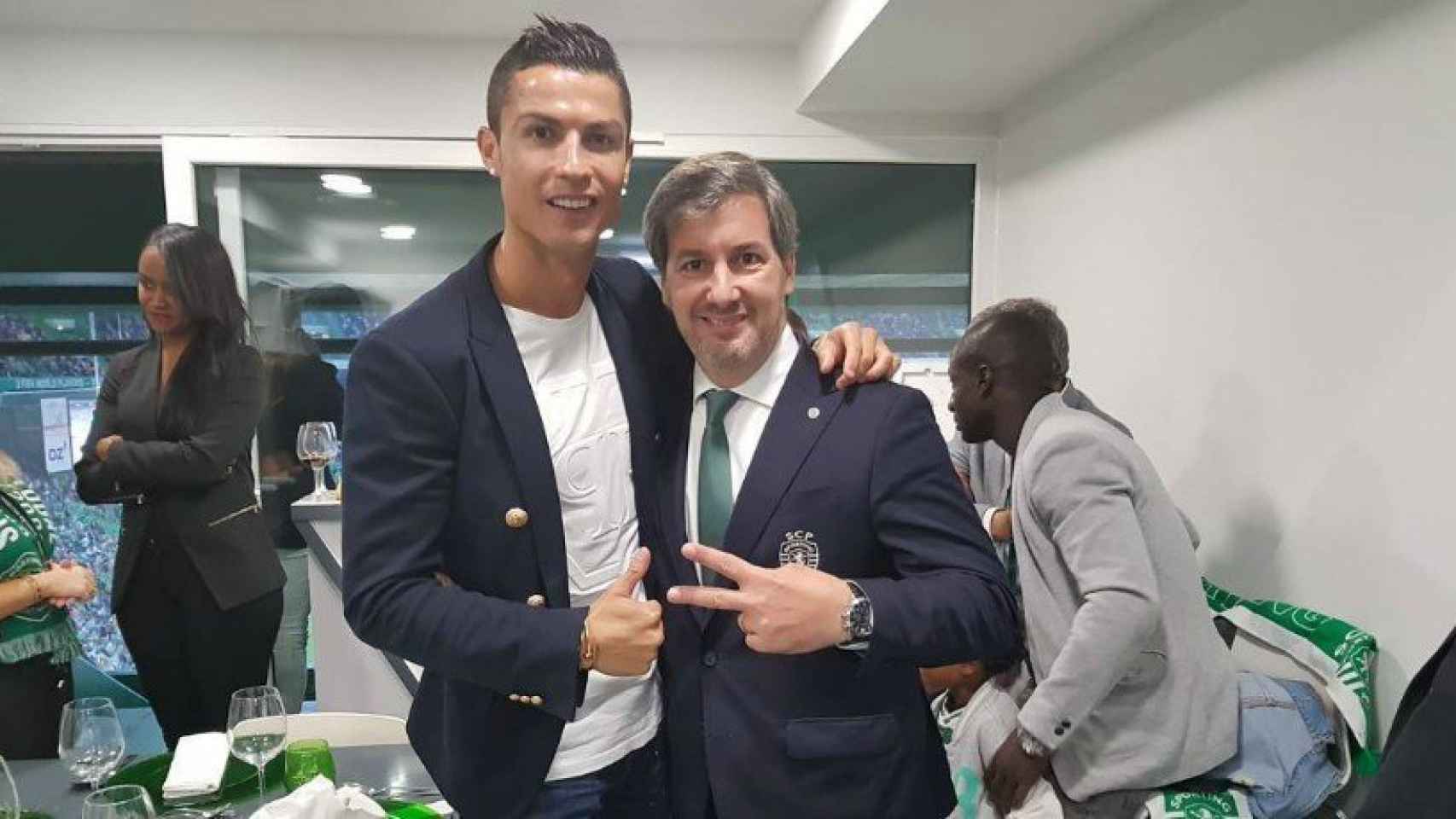 Cristiano Ronaldo con el presidente del Sporting Portugal. | Foto: Instagram (@sportingclubdeportugal)