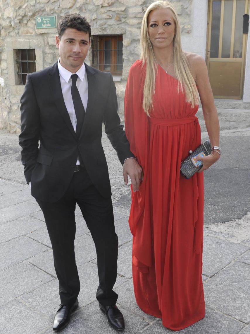 Fran Álvarez y Belén Esteban en la boda de Toño Sanchís.