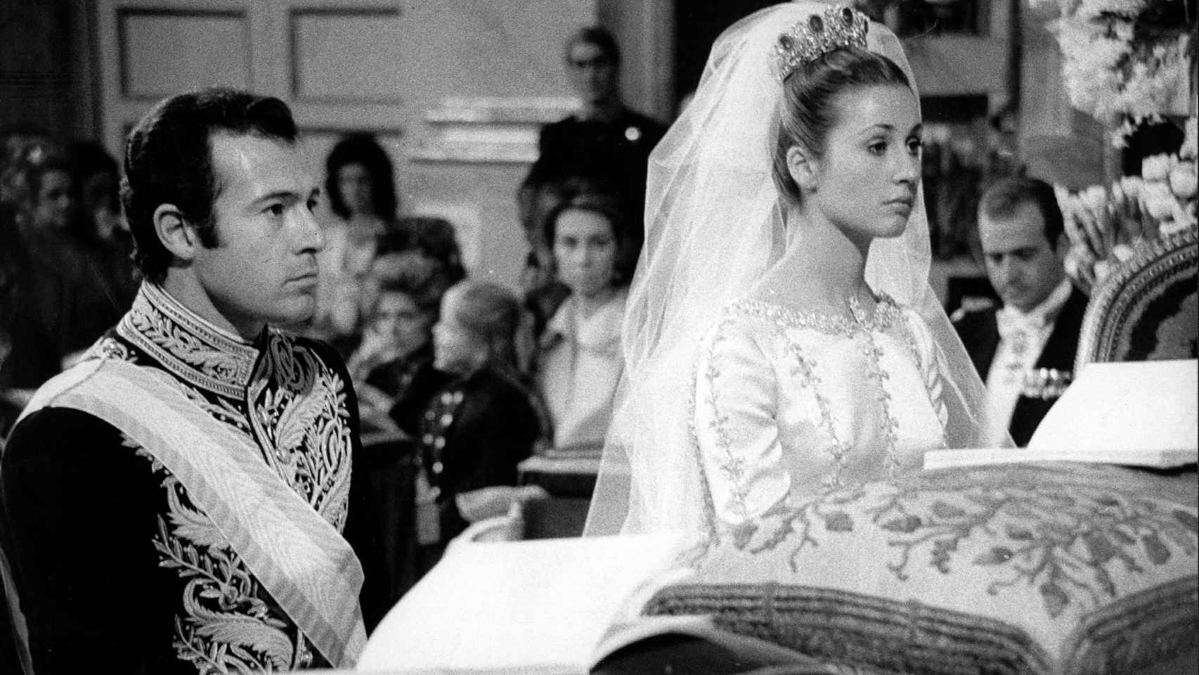 Imagen de la boda de Alfonso de Borbón y Carmen Martínez-Bordiú.