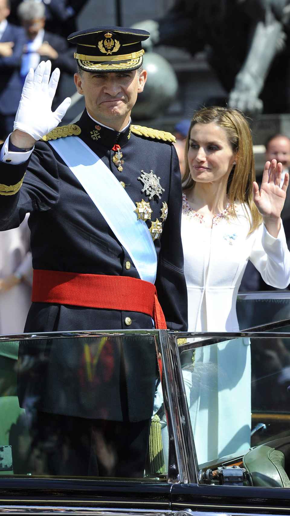 El Príncipe Felipe VI junto a la Reina Letizia durante su proclamación en junio de 2014