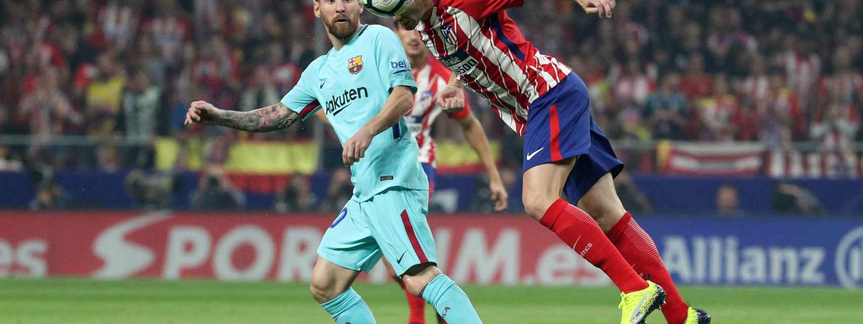 Godín y Messi en el Atlético de Madrid - Barcelona.
