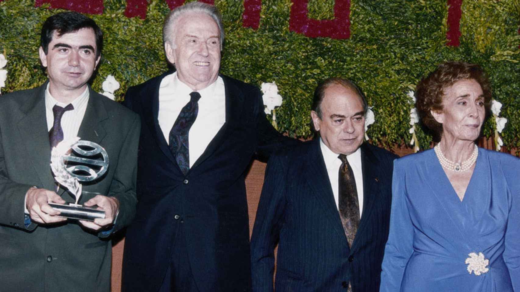 Antonio Muñoz Molina, Lara y Jordi Pujol, en el Premio Planeta de 1991.