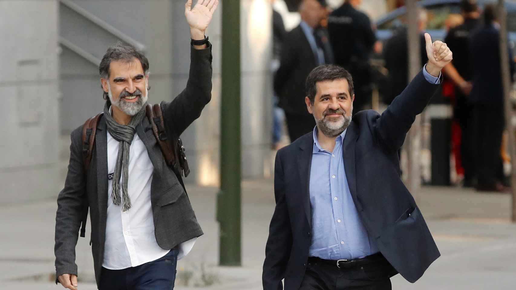 Jordi Sánchez y Jordi Cuixart a su llegada este lunes a la Audiencia Nacional.