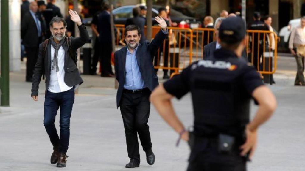 Jordi Sánchez y Jordi Cuixart a su llegada a la Audiencia Nacional.