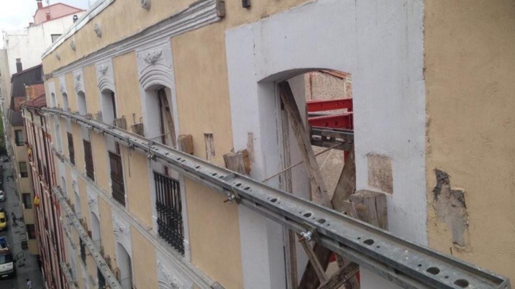 calle colmenares desprendimiento bomberos valladolid 1