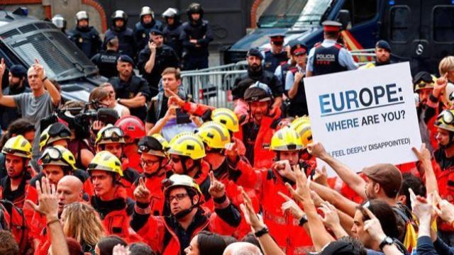 Nace Bomberos por la convivencia, contra la política en el cuerpo