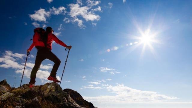 Una imagen de un alpinista