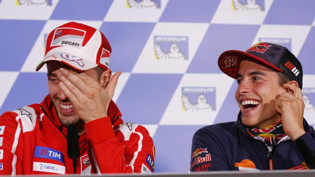 Andrea Dovizioso y Marc Márquez, durante la conferencia de prensa en Phillip Island.