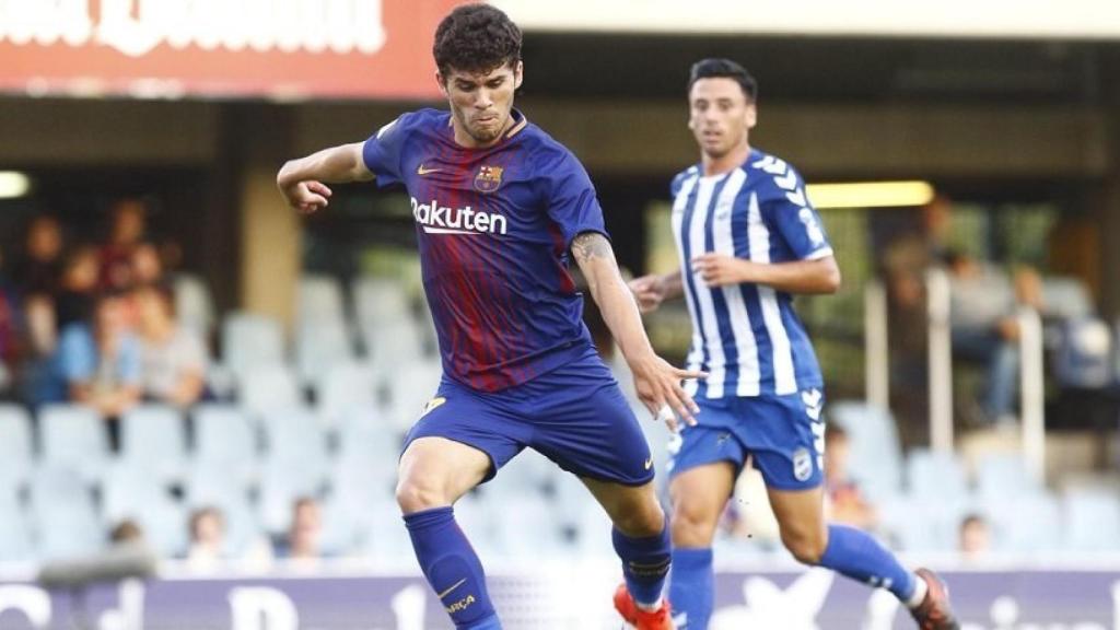 Aleñá frente al Lorca. Foto: Twitter (@LorcaFCSAD)