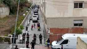 La Policía desaloja a los 'Okupas' en Huerta Téllez.