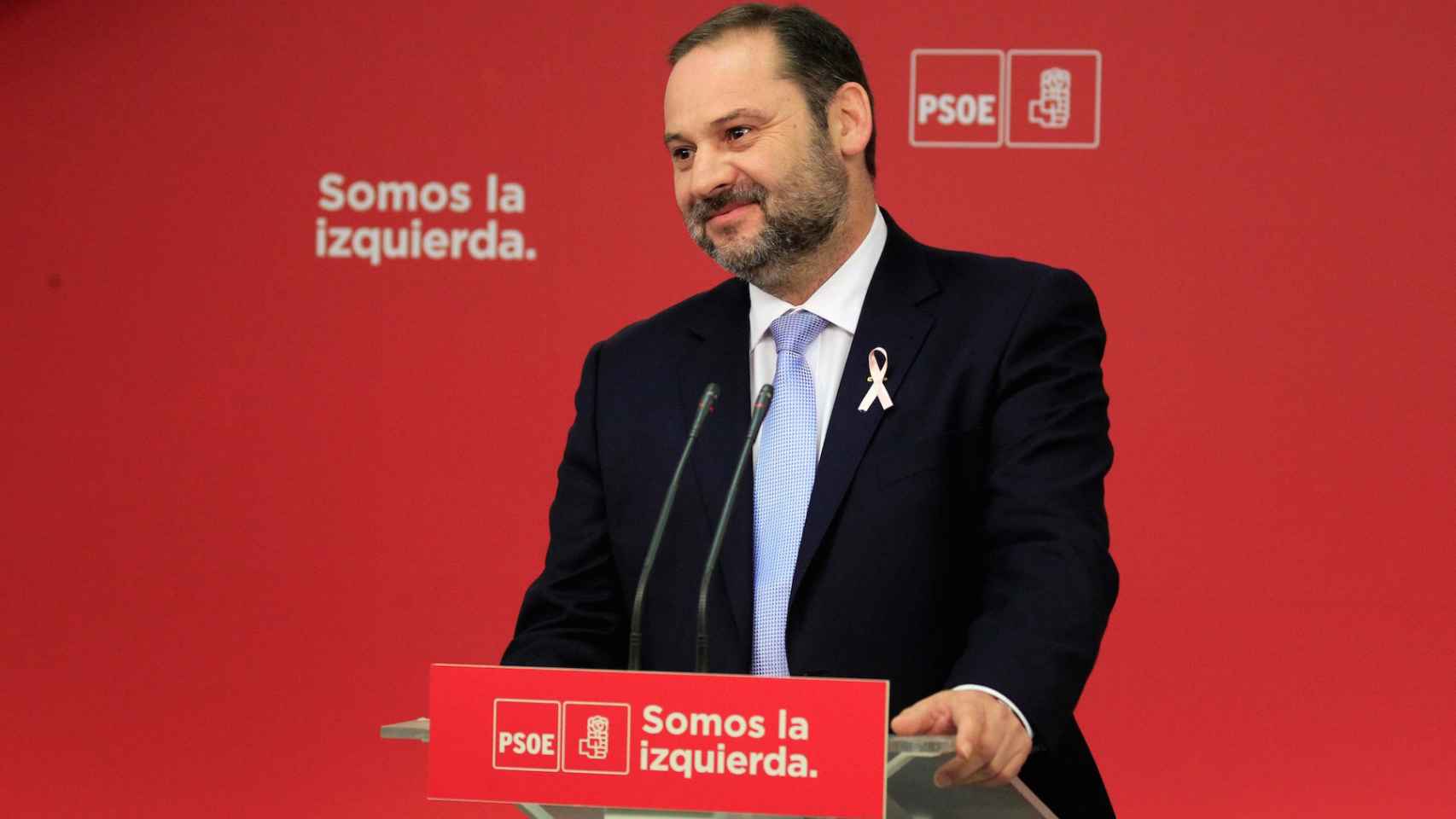 José Luis Ábalos, número tres del PSOE, en su comparecencia en Ferraz.