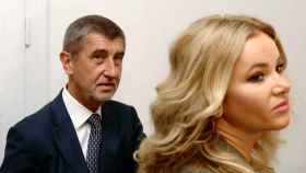 Andrej Babis y su mujer, votando este viernes en las elecciones