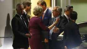 May se despide de Juncker tras su cena privada el lunes pasado en Bruselas