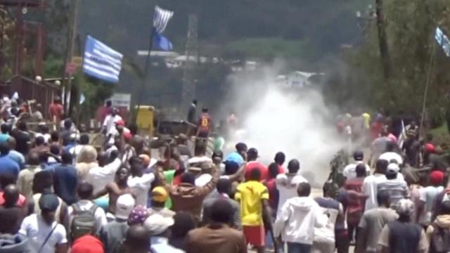 Los cameruneses anglófonos durante unas protestas ocurridas a comienzos de octubre.