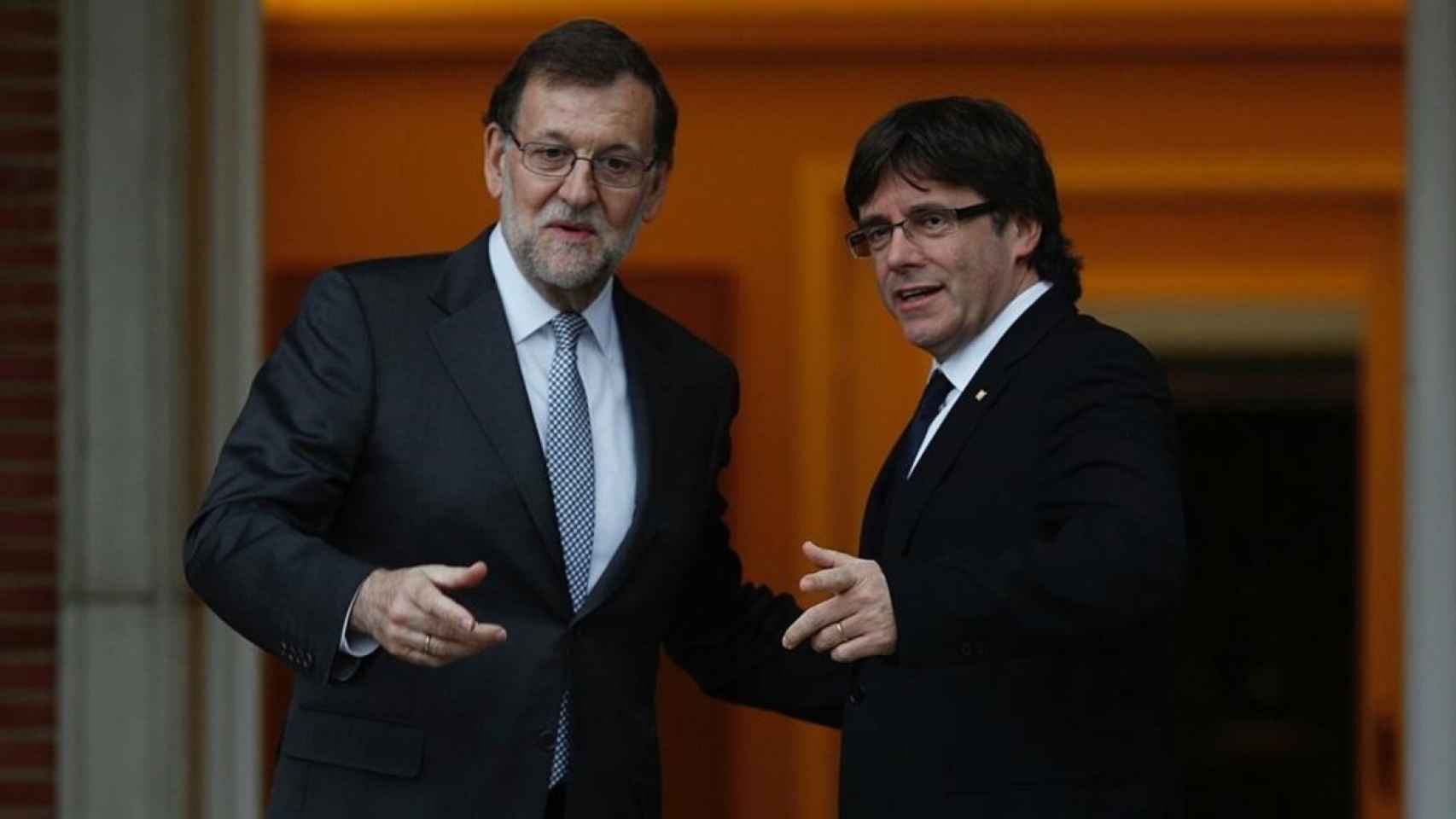 El presidente del Gobierno, Mariano Rajoy, y el de la Generalitat, Carles Puigdemont.