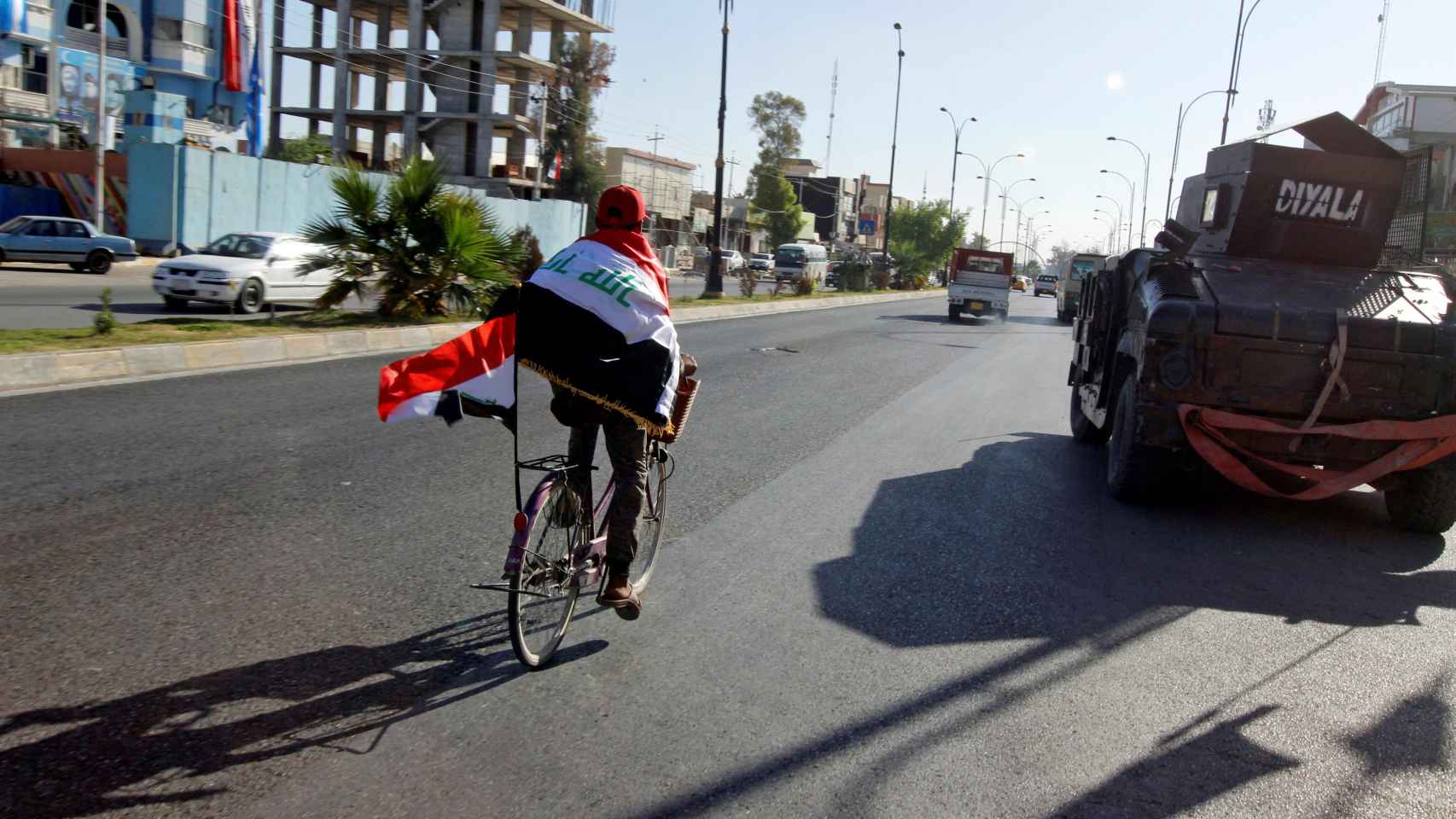Banderas iraquíes en la ciudad de Kirkuk.