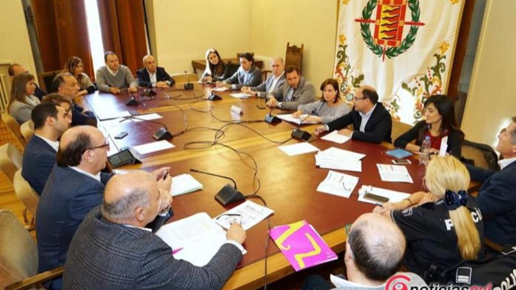 reunion colectivos asociaciones contaminacion valladolid ayuntamiento 1