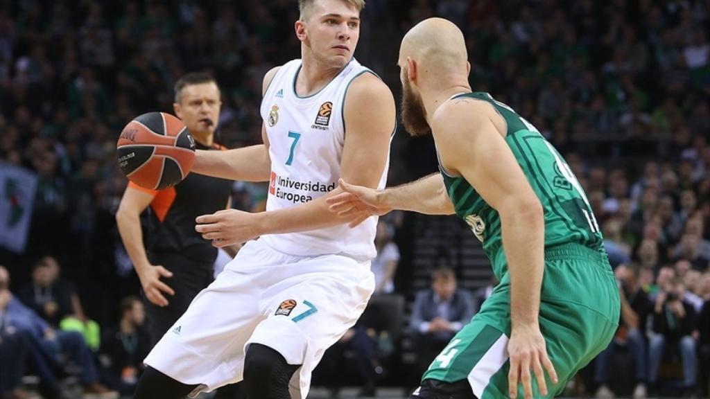 Luka Doncic volvió a cuajar una actuación para el recuerdo en Kaunas.