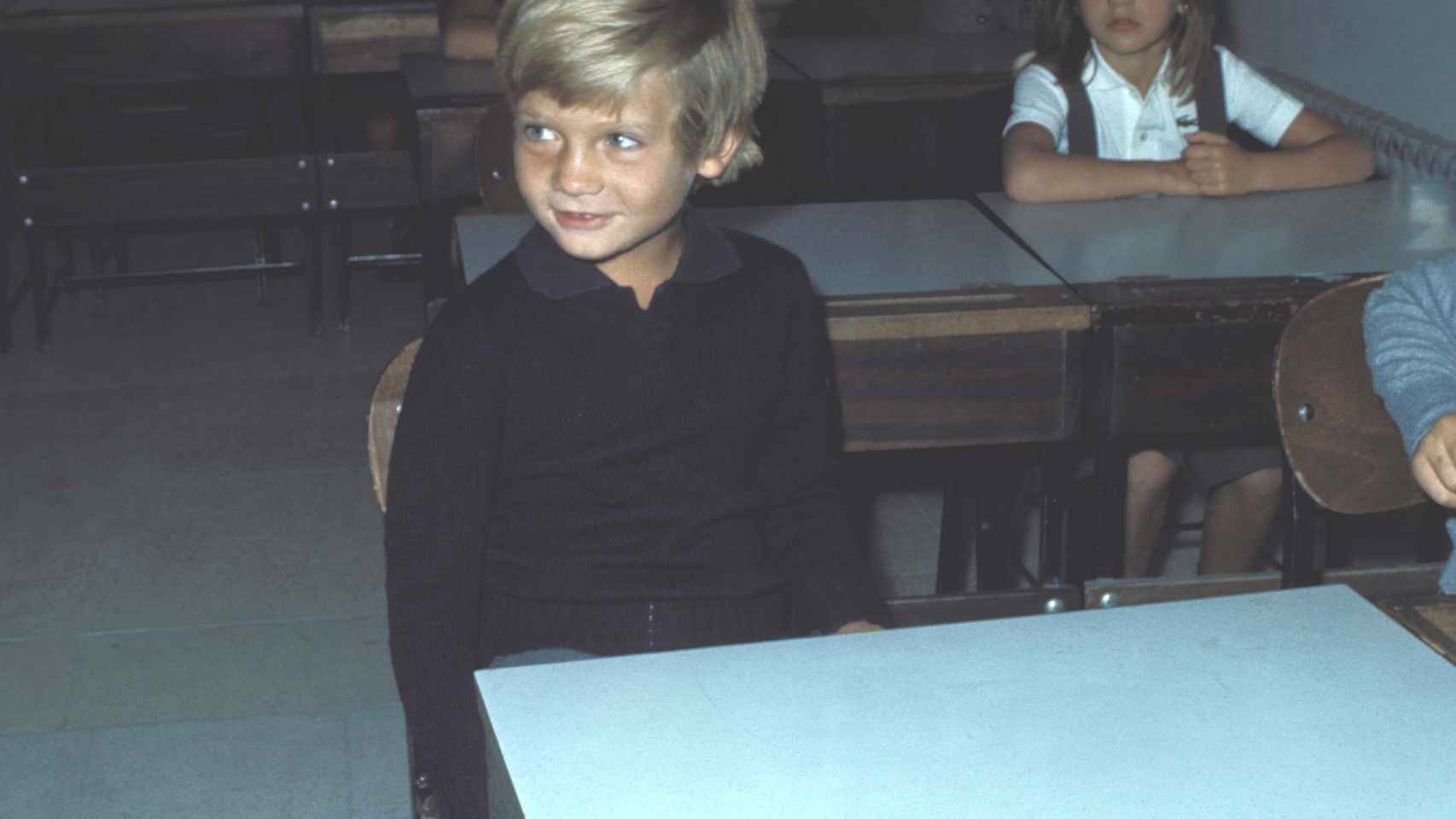 El entonces príncipe Felipe, en el colegio.