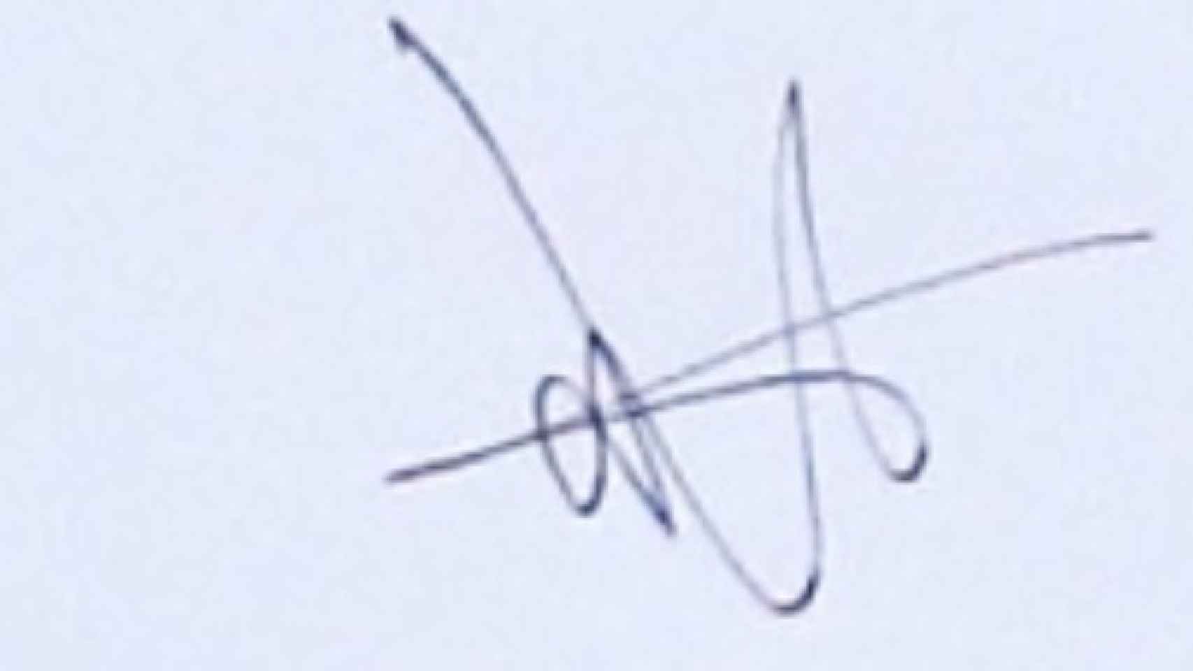 Firma de Carles Puigdemont en el documento simbólico de la declaración de la independencia.