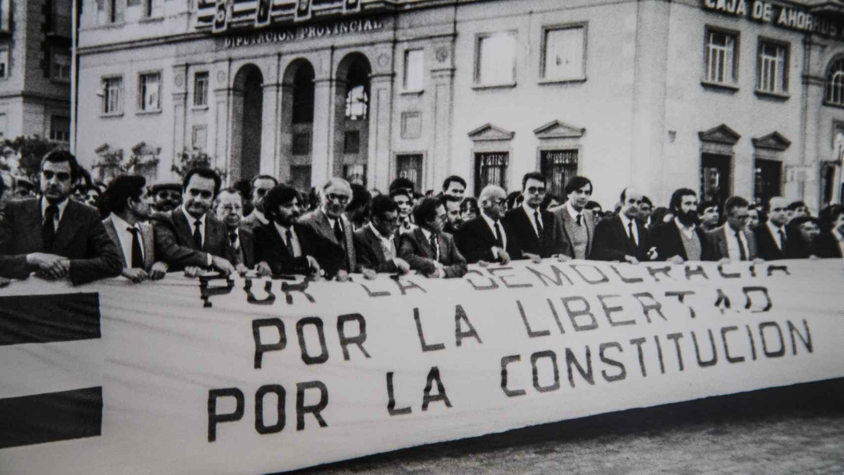 Manifestación en los años 70 en la que participaron distintos diputados, incluido el propio Clavero.