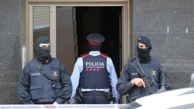 Agentes de los Mossos d'Esquadra.