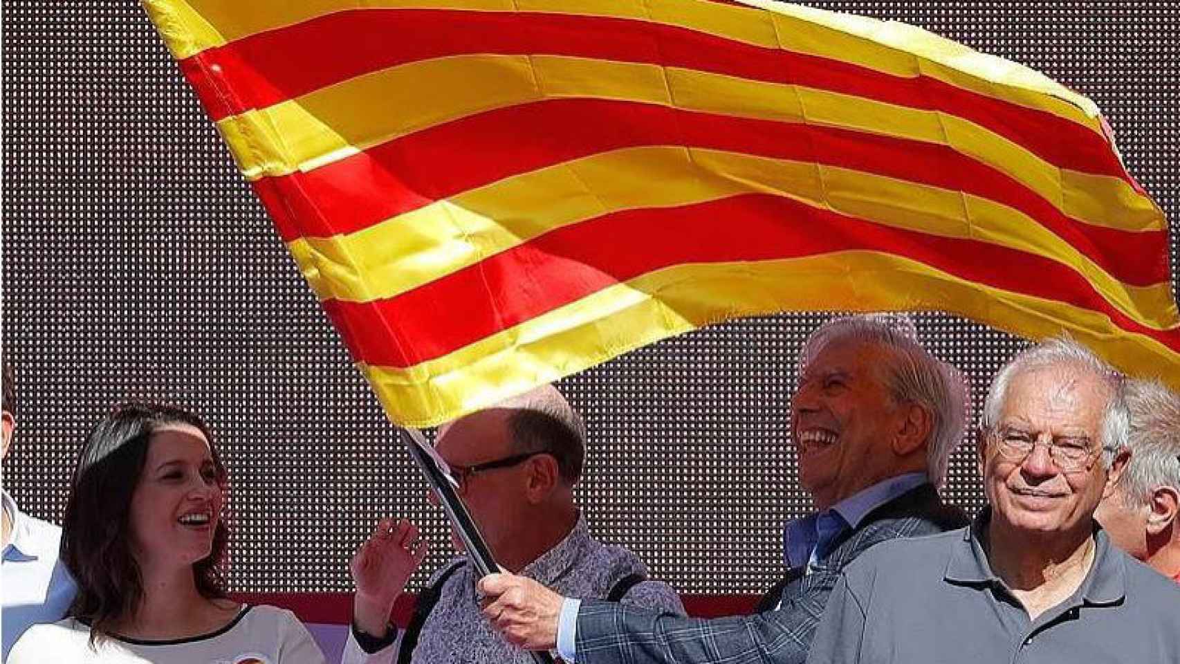 Borrell, durante la manifestación del pasado 8 de octubre en Barcelona.