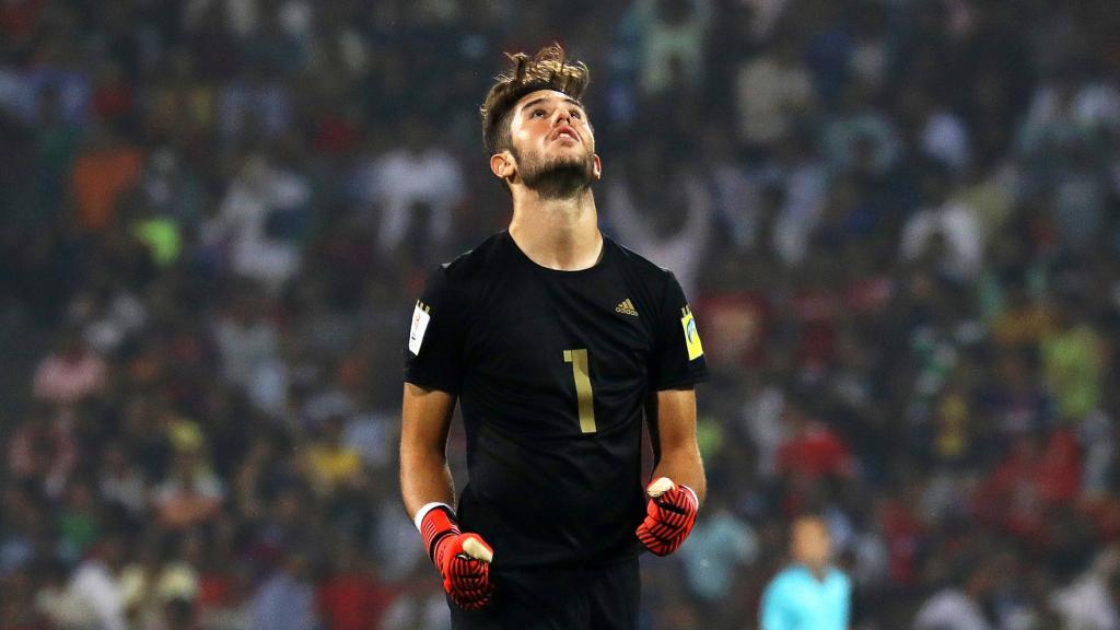 Álvaro Fernández celebra el 2-0 contra Mali.