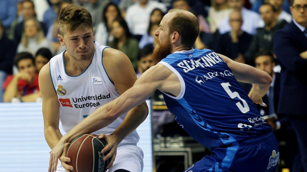 Luka Doncic en el partido contra el San Pablo Burgos.