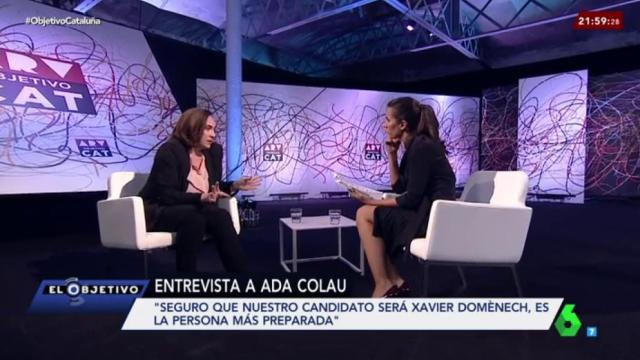 Ana Pastor con Ada Colau.