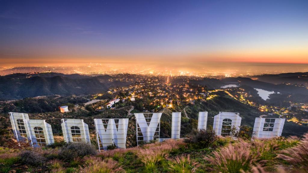 Señal de Hollywood, Los Angeles al fondo