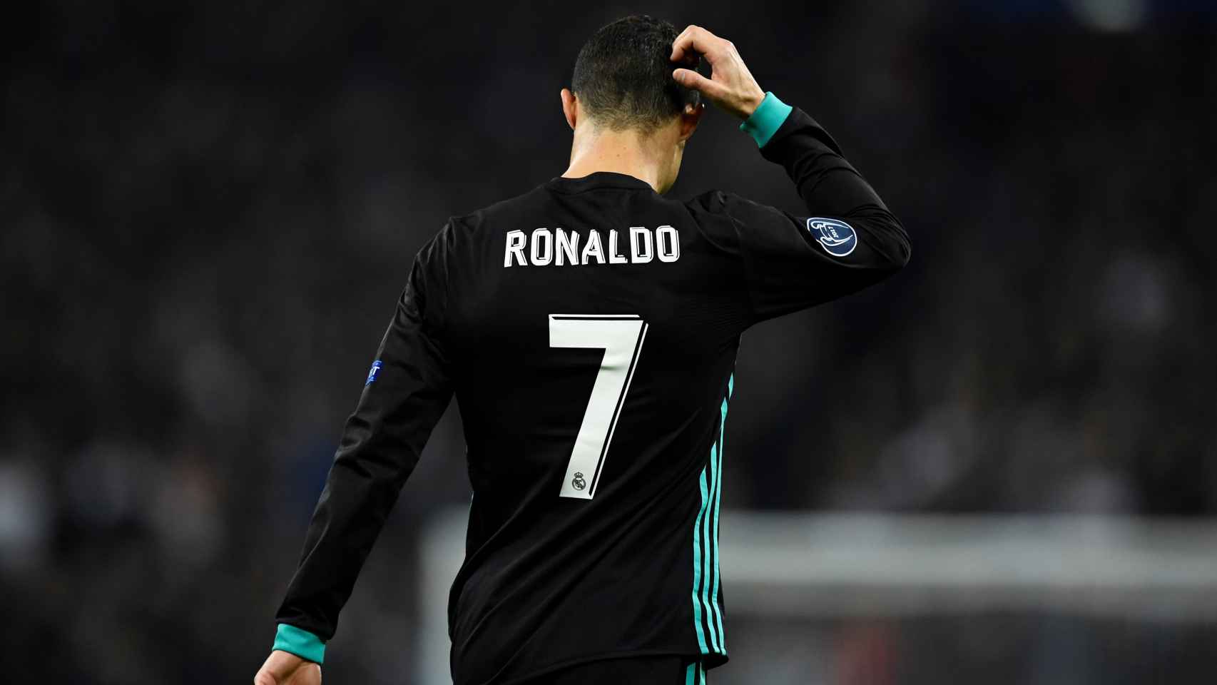 Cristiano Ronaldo se lamenta tras la derrota en Wembley.