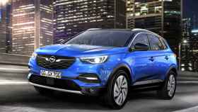2017 Opel Grandland X - embargoed until April 19th
