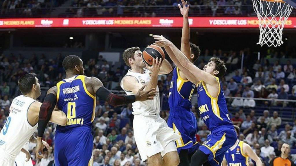 Causeur, ante el Khimki en Euroliga. Foto: Twitter (@ACBCOM)