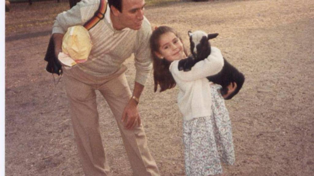 Vanessa con su padre cuando era pequeña.