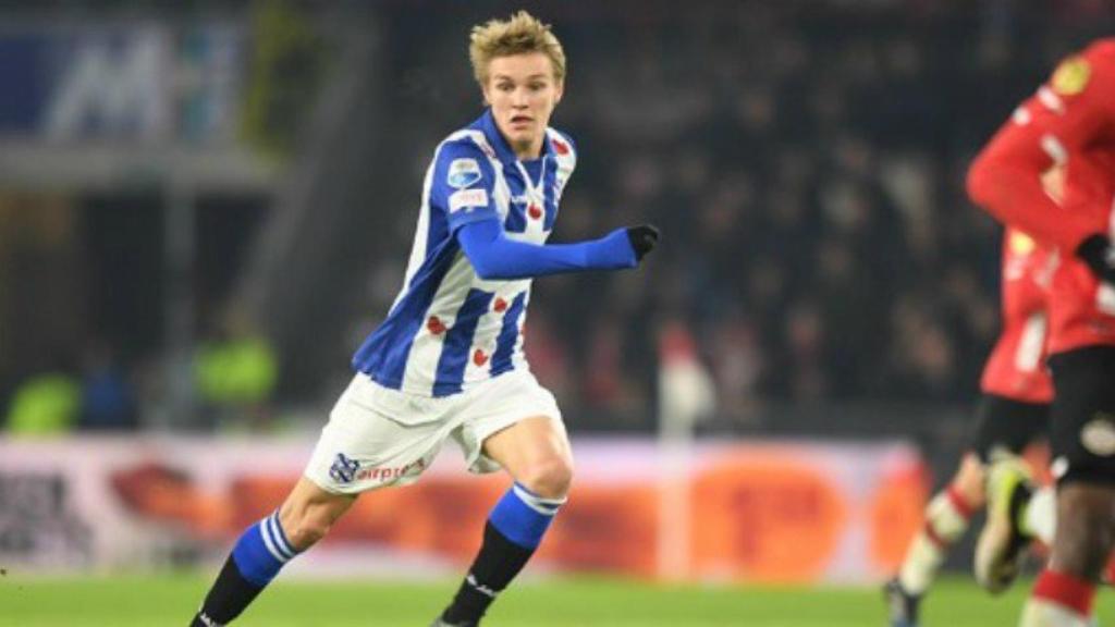 Odegaard, en un partido con el Heerenveen. Foto. sc-heerenveen.nl