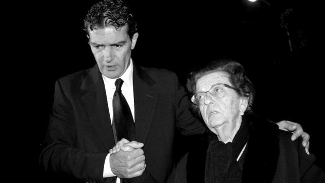 Antonio Banderas  junto a su madre, Ana, en 2008.