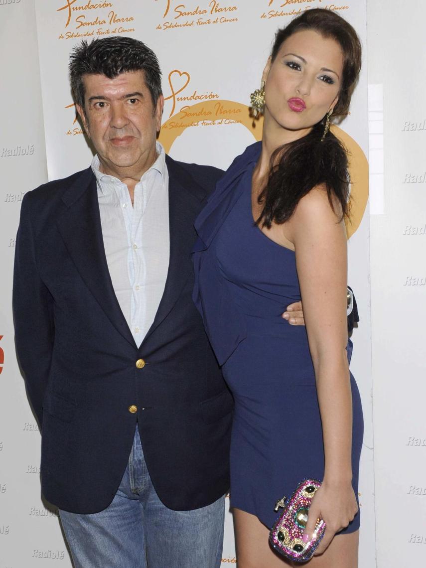 Gil Silgado y María Jesús Ruiz, posando en un photocall.