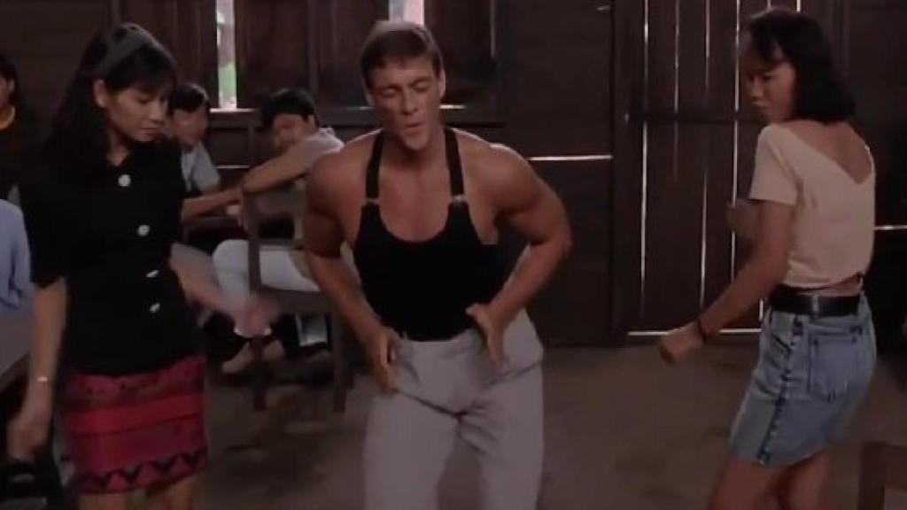 Jean Claude Van Damme bailando en Kickboxer
