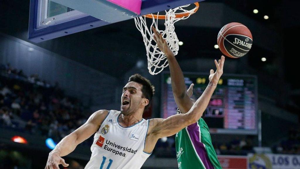 Facundo Campazzo contra Unicaja.