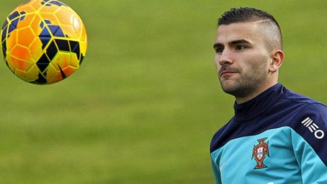 Anthony Lopes, portero del Lyon, con Portugal. Foto: olweb.fr