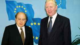 Pujol, con Jacques Santer, expresidente de la Comisión Europea.