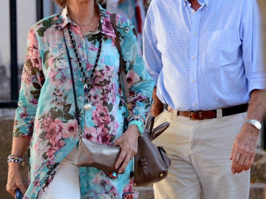 La reina Sofía y Jaime Carvajal Urquijo, en Mallorca en 2013.