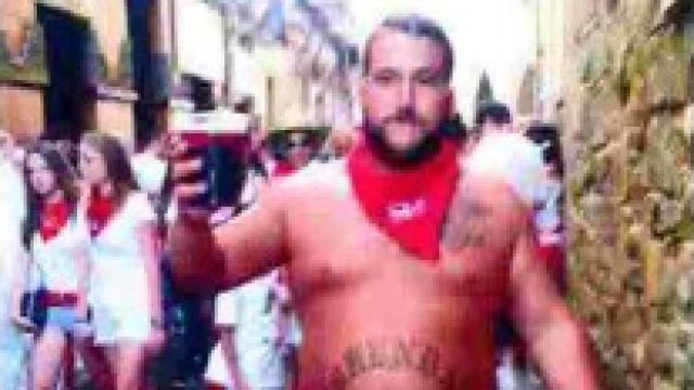 Imagen incluida en el sumario: José Ángel Prenda en las calles de Pamplona horas antes de la presunta violación.