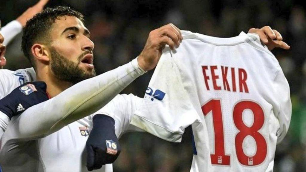 La polémica celebración de Fekir. Twitter (@OL)