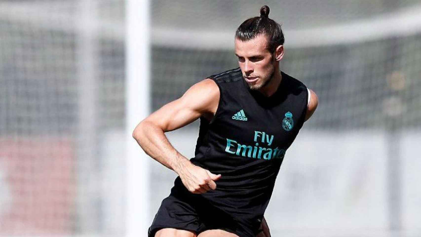 Bale se entrena